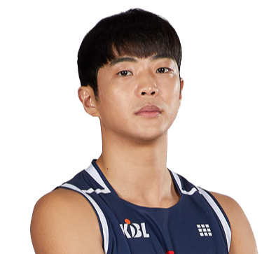 https://img.yangtaohotel.com/img/basketball/player/01173093e2863b88a3fd81809e7e59f2.png